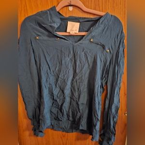 Aryn k top size medium